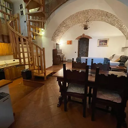 Happy House - Porta San Giacomo Lägenhet *