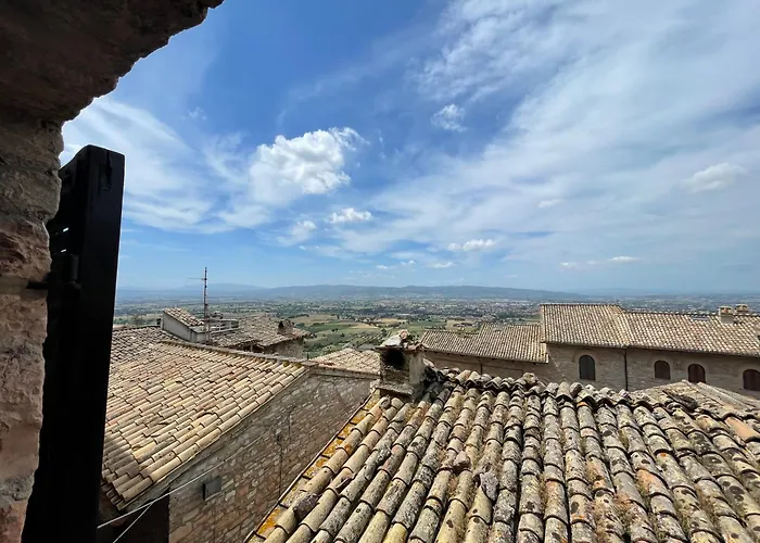 Happy House - Porta San Giacomo 阿西西